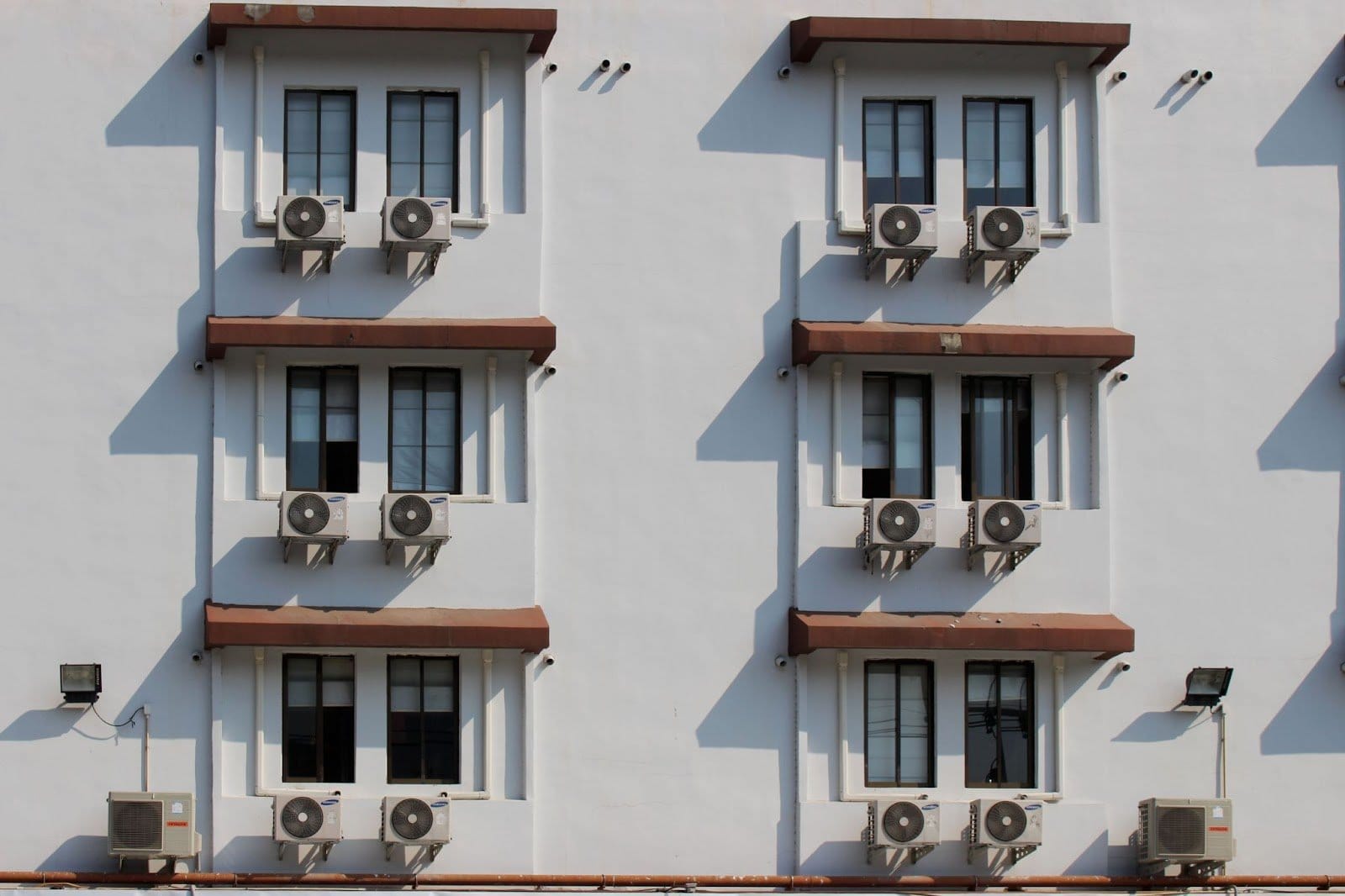 Right Air Conditioner